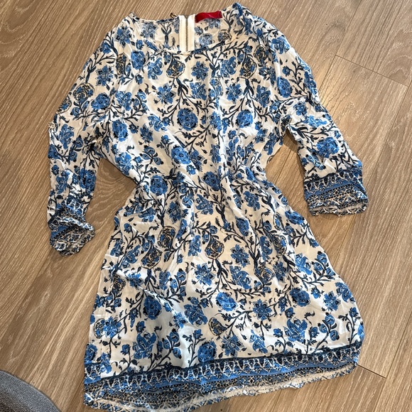 Dress - Picture 1 of 1